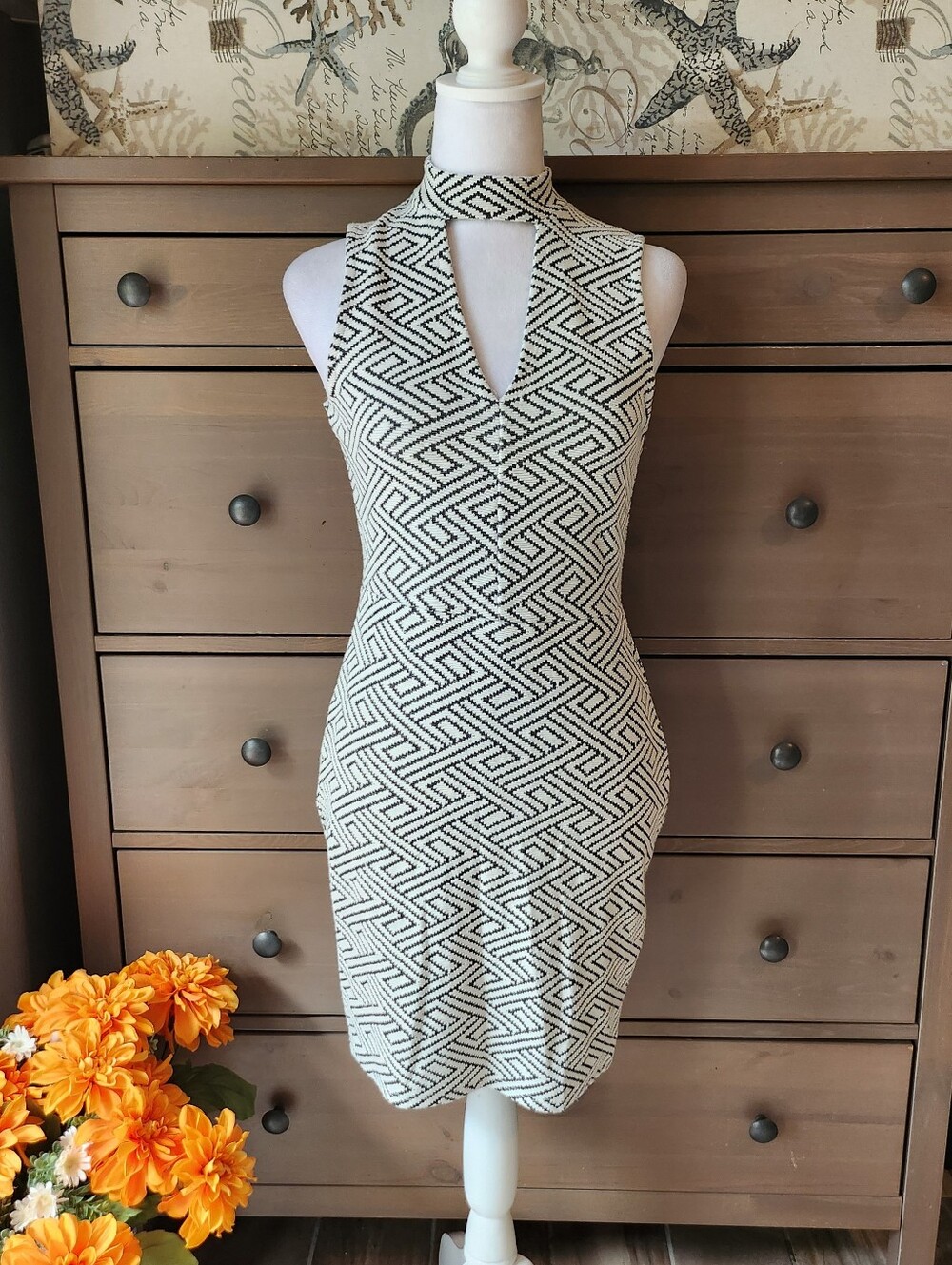 tally weijl Bodycon Midi Dress🖤🤍